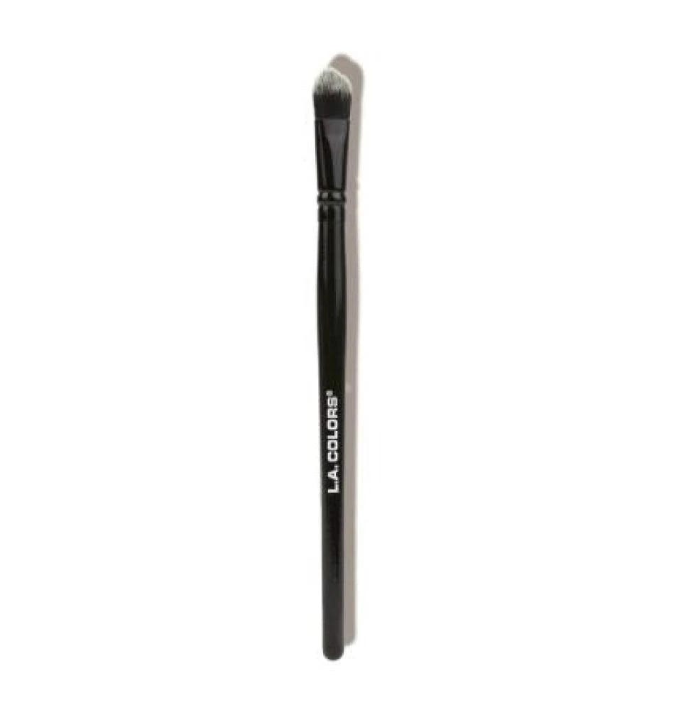 Synthetic Hair Concealer/Contour Brush for Easily Cleanable Applications | Image