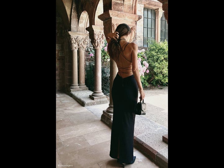 wxi-sabine-backless-maxi-dress-black-l-afterpay-meshki-18th-birthday-dresseswxi-18th-birthday-dresse-1