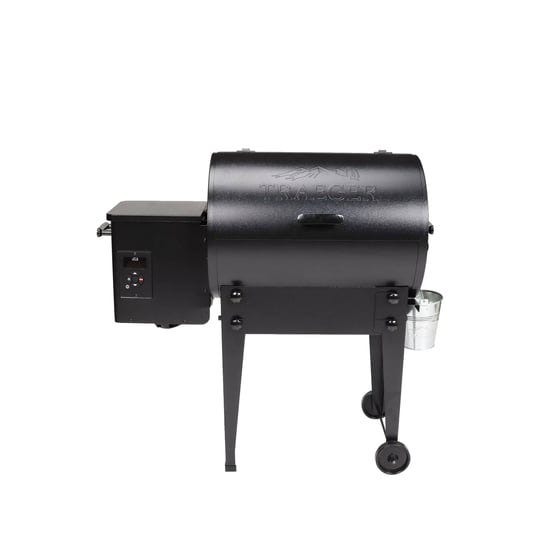 traeger-tailgater-20-pellet-grill-black-1