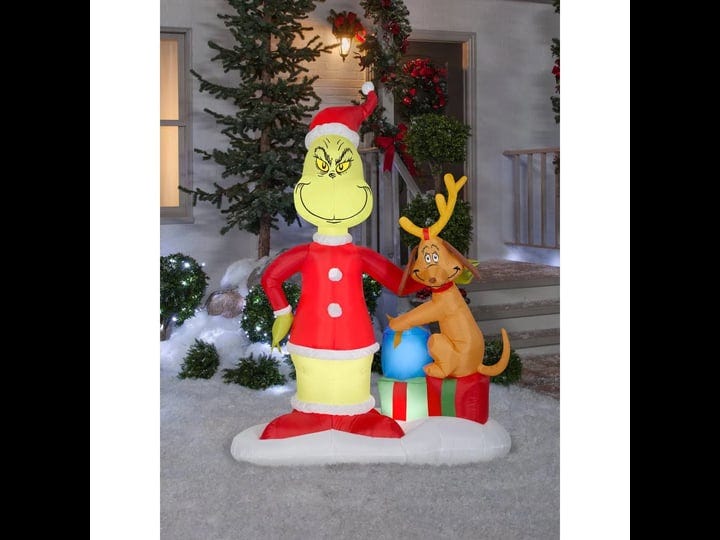 gemmy-6-airblown-grinch-and-max-w-presents-scene-christmas-inflatable-1