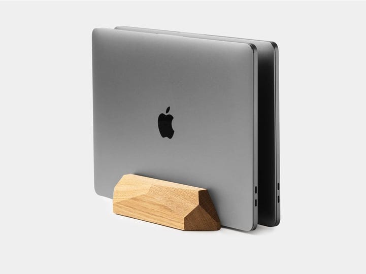 oakywood-dual-laptop-vertical-stand-natural-wood-adjustable-dock-walnut-1