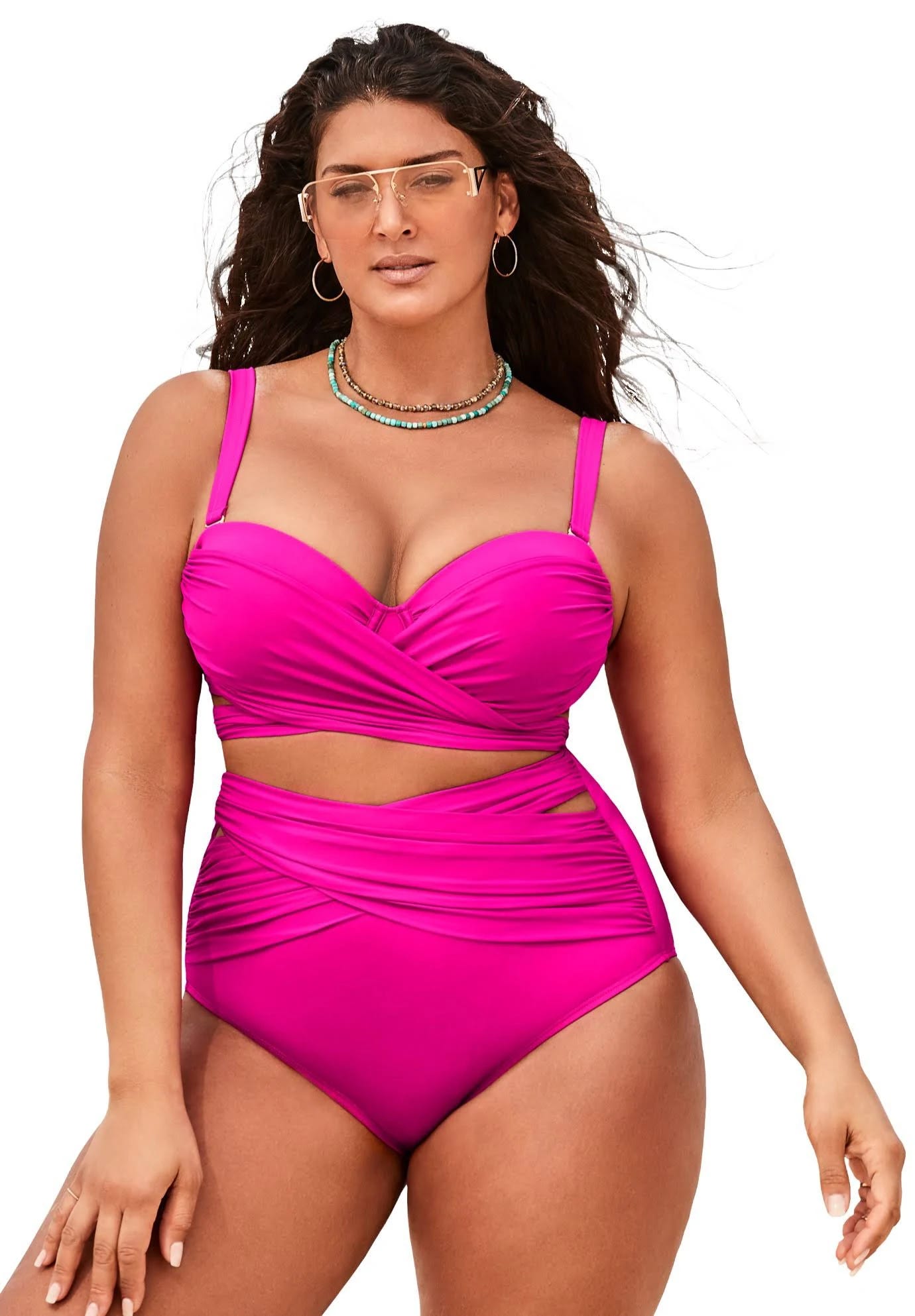 Chic plus size pink bikini top for summer | Image