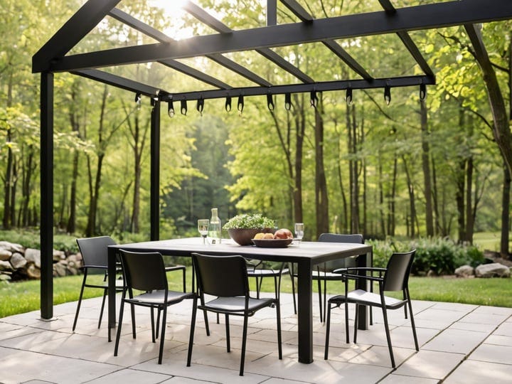 black-metal-outdoor-chairs-4