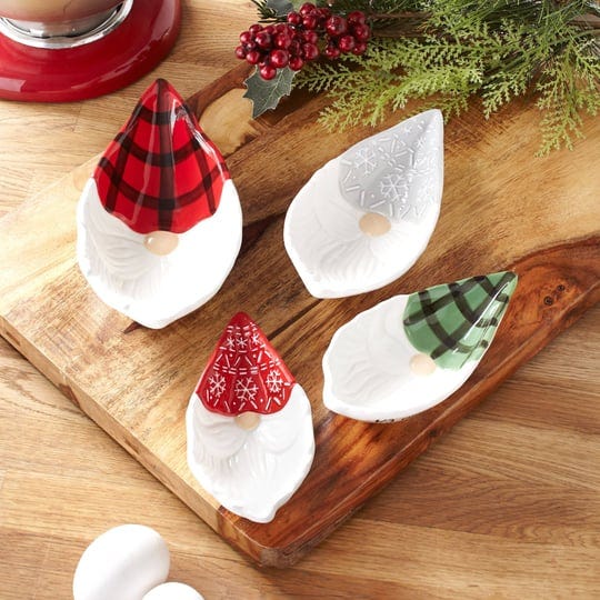 holiday-gnome-measuring-cups-or-measuring-spoons-set-of-4-measuring-cups-1