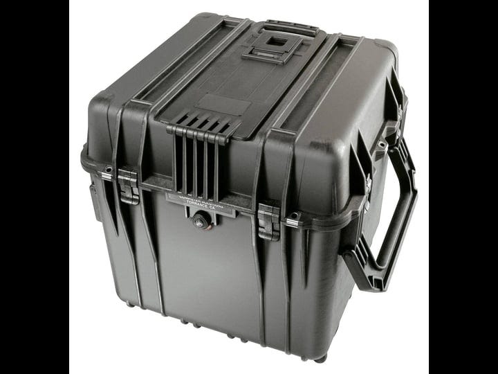 pelican-18-cube-watertight-case-with-cubed-foam-and-wheels-black-1