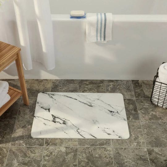 gelissa-quick-dry-bath-mat-in-marble-latitude-run-1