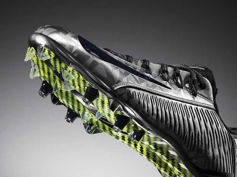 Nike vapor carbon cleat