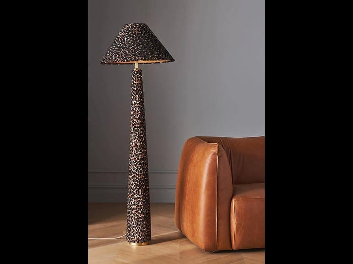 lulu-leopard-floor-lamp-by-anthropologie-in-brown-cotton-1