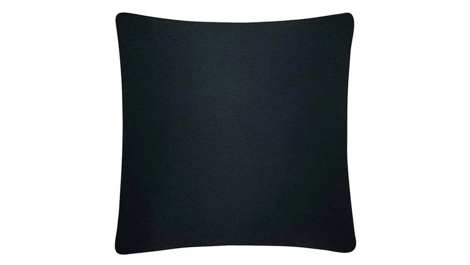 18-throw-pillow-black-at-home-1
