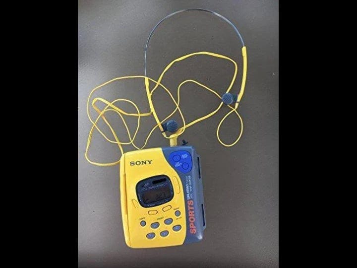 sony-sports-walkman-wm-fs191-am-fm-radio-and-cassette-player-1