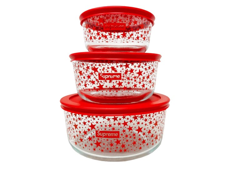 pyrex-8-piece-disney-mickey-mouse-friends-decorated-storage-1