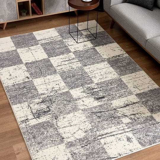 homeroots-4-x-6-white-and-gray-checkered-area-rug-4x6-1