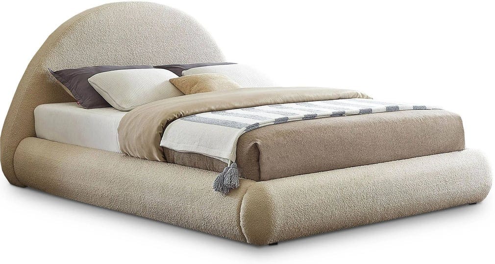 meridian-furniture-rudy-beige-teddy-fabric-full-bed-1