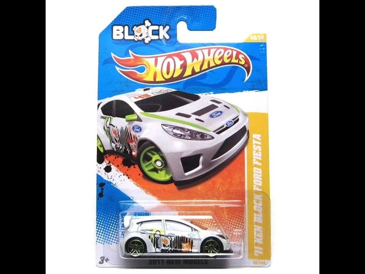 hot-wheels-2011-11-ken-block-ford-fiesta-white-40-245