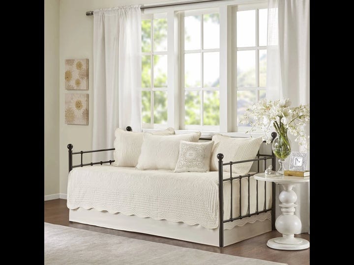 madison-park-tuscany-6-piece-daybed-set-ivory-daybed-1