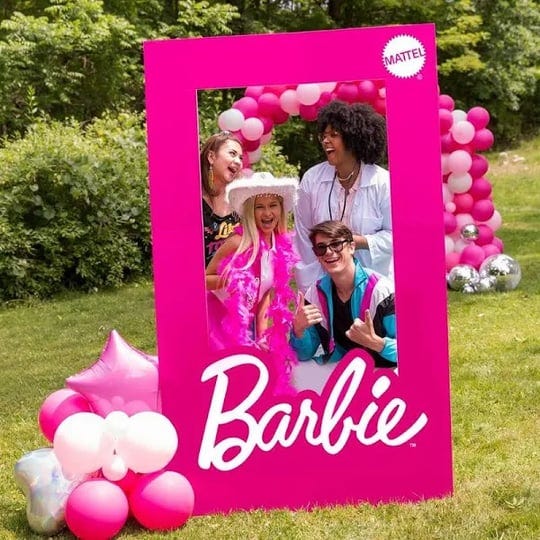 party-city-malibu-barbie-cardboard-backdrop-3-8ft-x-7-25ft-party-supplies-1