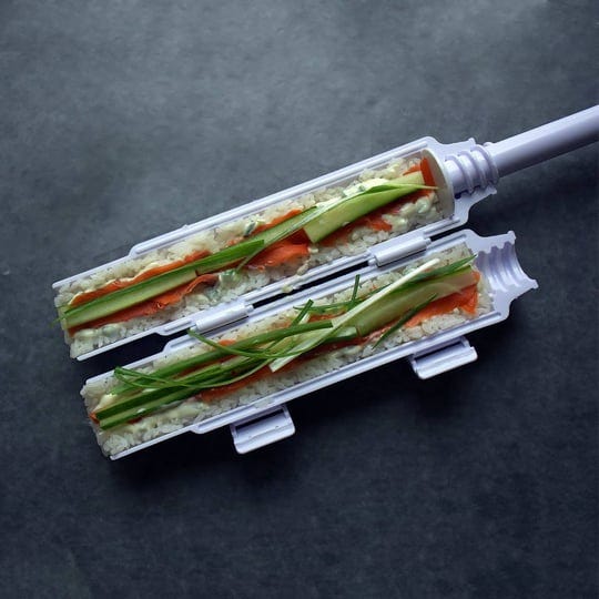 sushi-bazooka-by-sushedo-sushi-making-kit-1