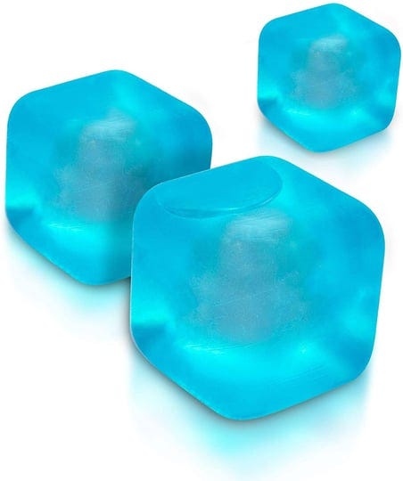 extra-large-reusable-ice-cubes-1