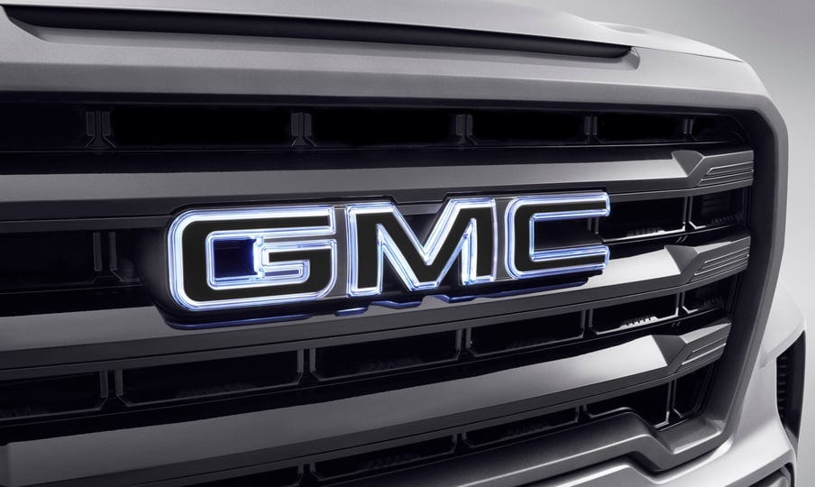 gmc-accessories-front-illuminated-gmc-emblem-in-black-1