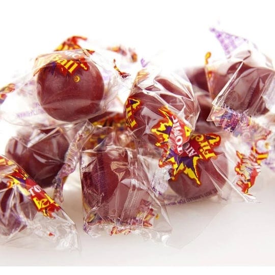 yankeetraders-ferrara-pan-classic-candy-atomic-fireballs-2-pound-1