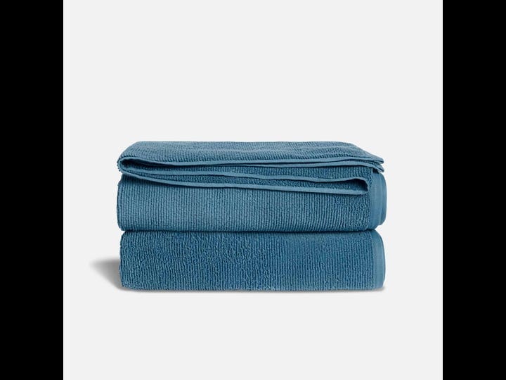 100-organic-cotton-ribbed-bath-sheets-in-blue-by-brooklinen-1