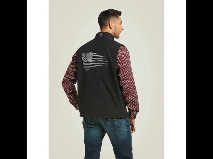 ariat-mens-logo-2-0-patriot-black-softshell-vest-1