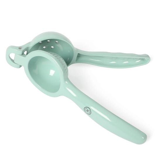 martha-stewart-cast-aluminum-citrus-squeezer-1