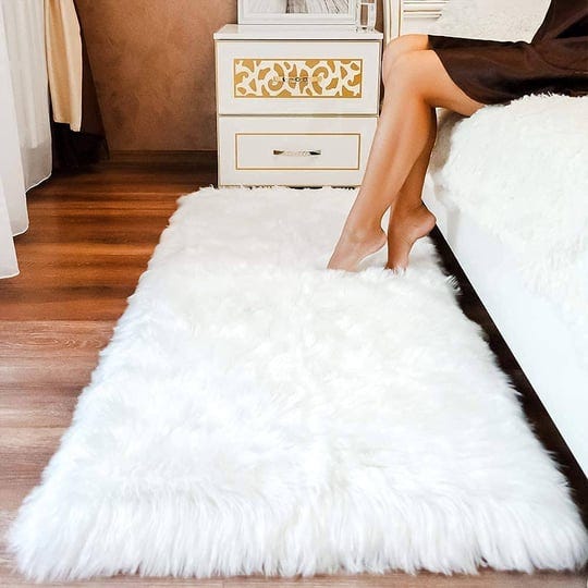 mrdanval-premium-faux-sheepskin-fur-rug-white-large-white-shag-rug-best-extra-long-shag-pile-carpet--1