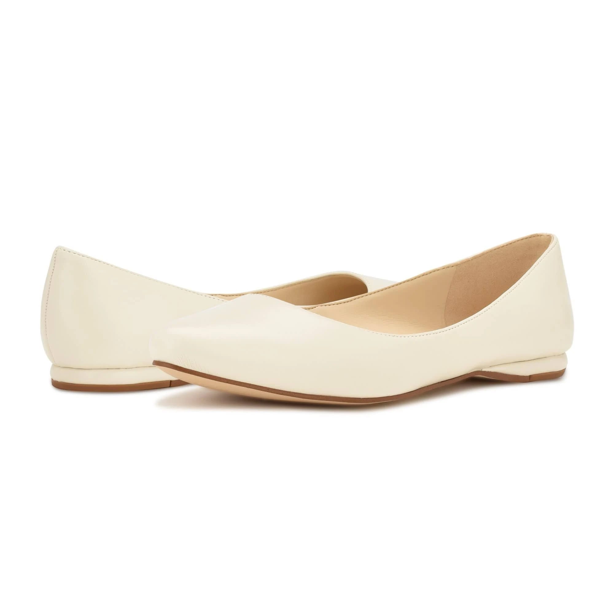 Cream Flat Shoes for Comfort and Style | Image