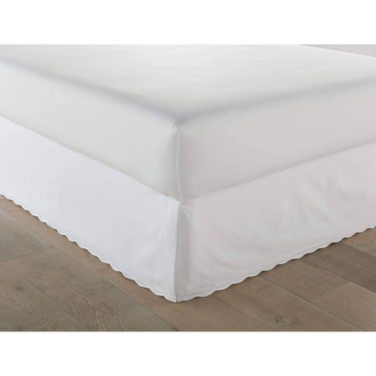 stone-cottage-solid-scallop-tailored-queen-bedskirt-white-1