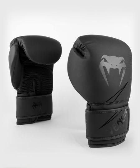 venum-classic-boxing-gloves-black-16-oz-1