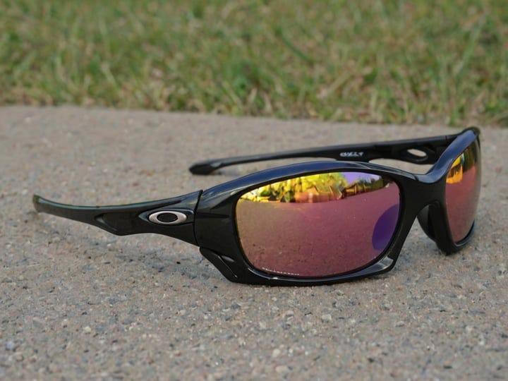 Oakley-Juliet-3