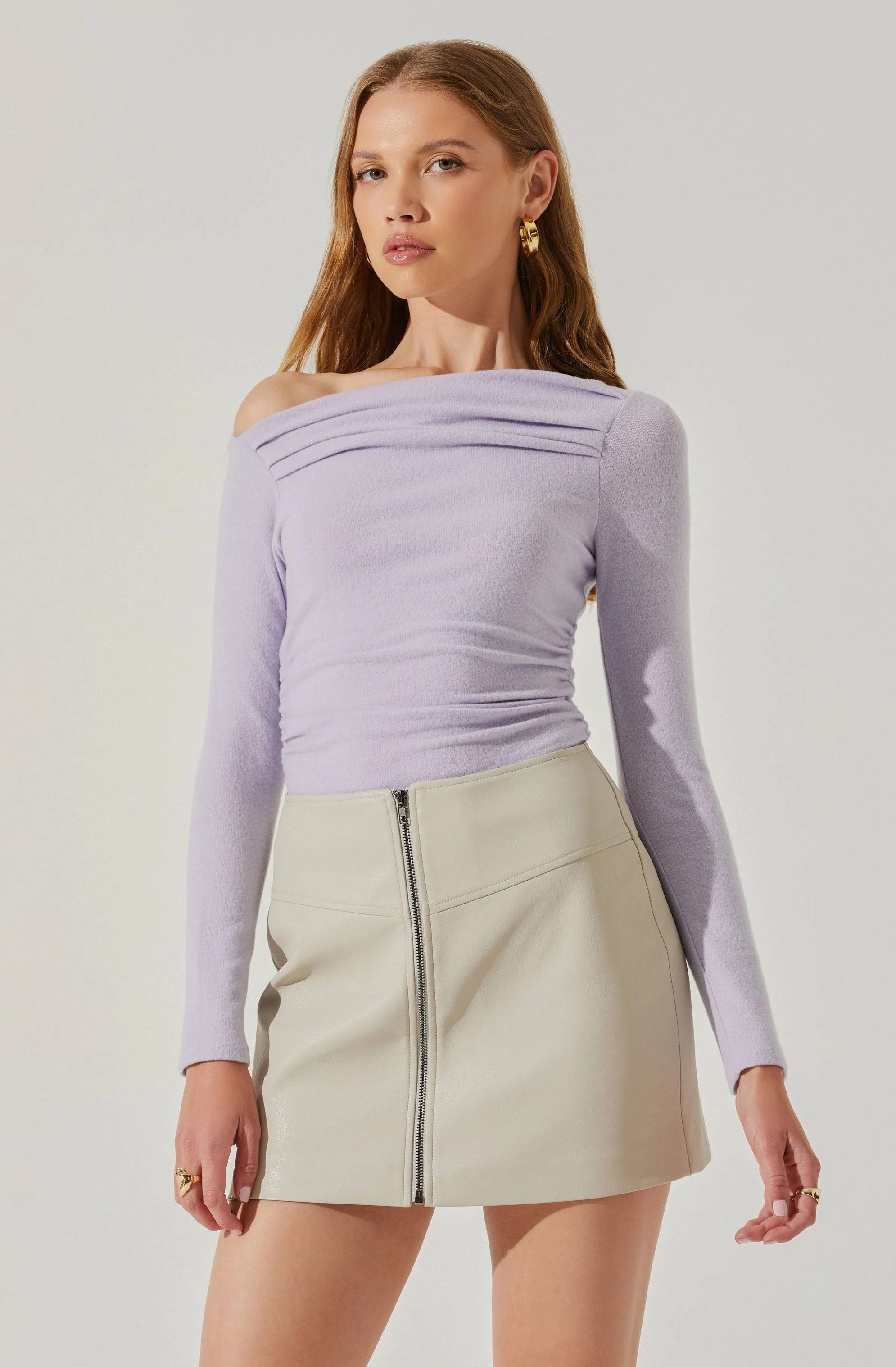 Off-Shoulder Ruched Long-Sleeve Bodysuit in Lavender | Image