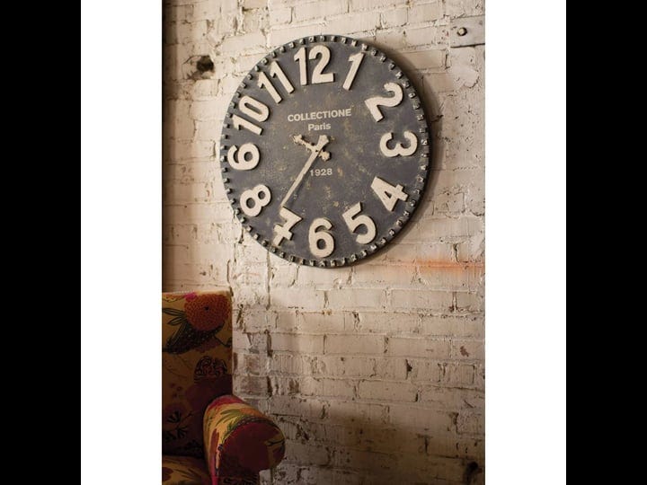 black-and-white-wooden-wall-clock-1