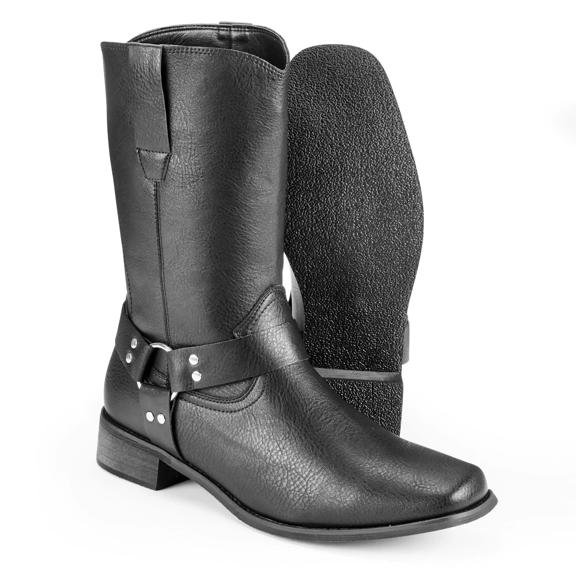 Comfortable and Stylish Black Cowboy Boots with Buckle for Western or Motorcycle Look | Image