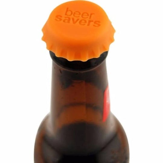 beer-savers-silicone-rubber-bottle-caps-1