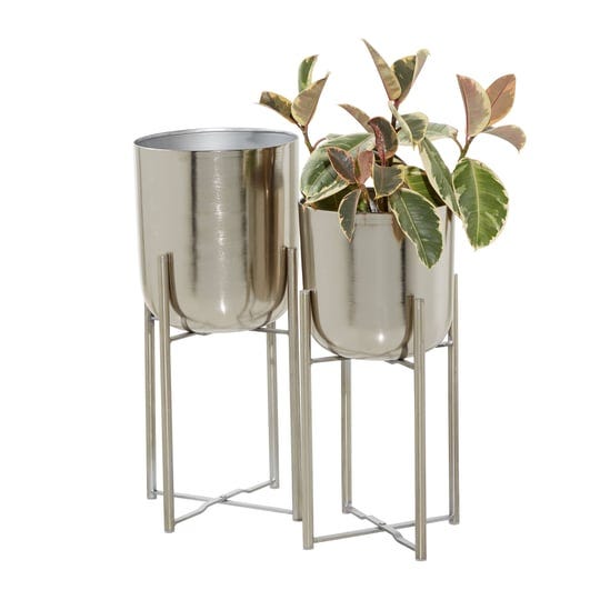 decmode-contemporary-19-and-22-inch-silver-iron-planters-with-stands-set-of-2-1