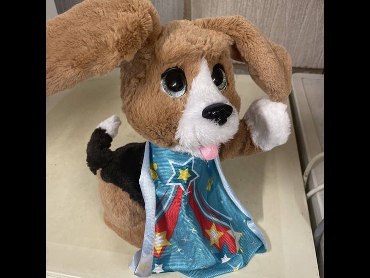 furreal-friends-chatty-charlie-the-barkin-beagle-toy-1