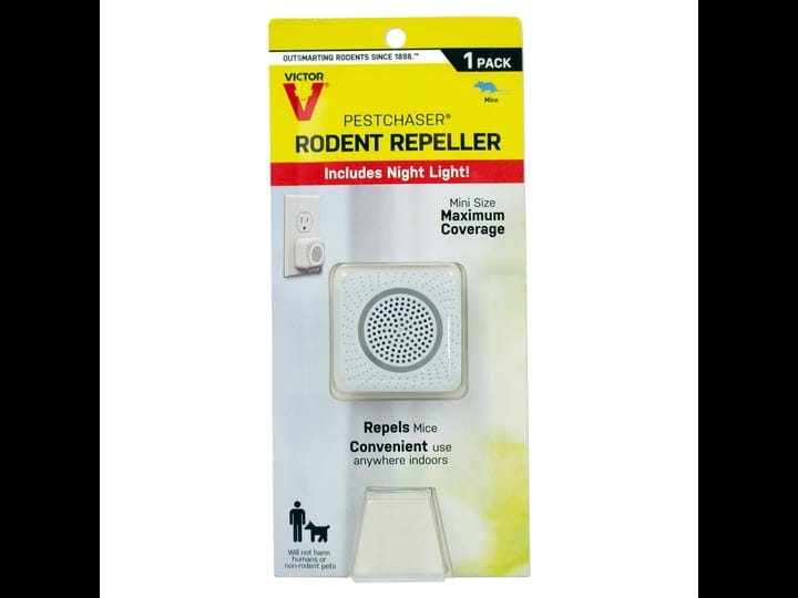 victor-pestchaser-m751k-rodent-repellent-with-nightlight-1