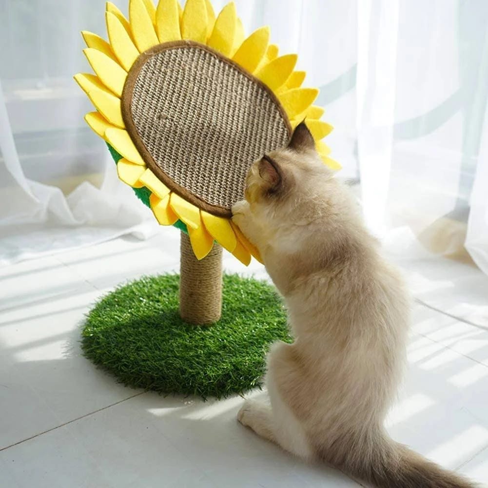Inviting Sunflower Cat Tree Scratcher | Image