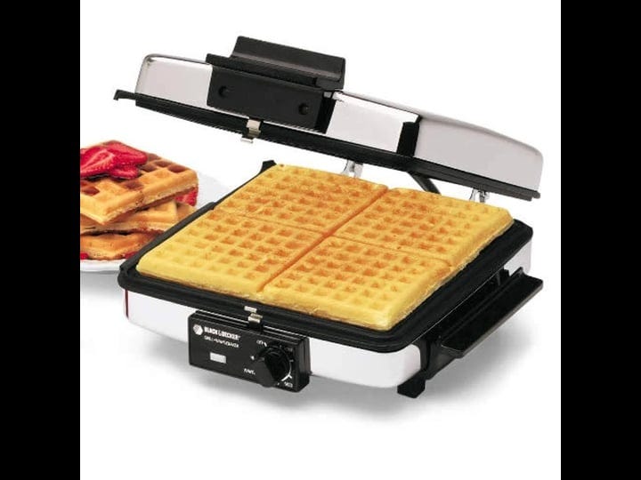 black-and-decker-4-black-stainless-steel-waffle-maker-1