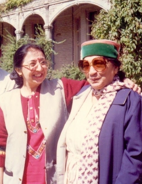 The author with Krishna Sobti on her left