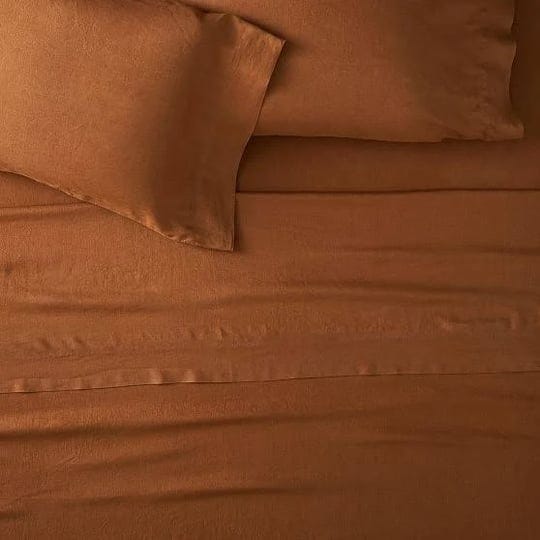 european-flax-linen-sheet-set-cal-king-amber-west-elm-1