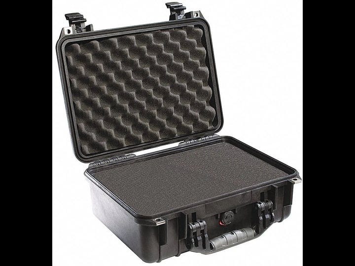 pelican-black-protective-case-1