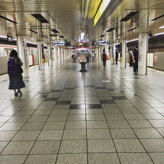 新宿駅ホーム。<br>#blog | June 17, 2015 at 02:26PM