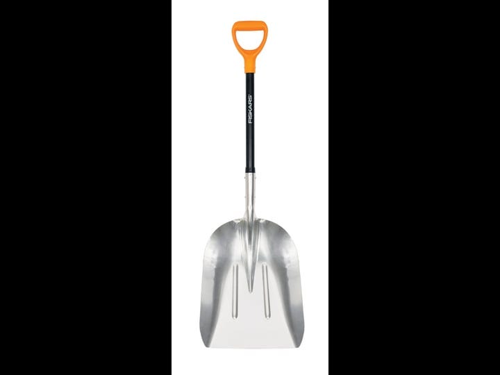 fiskars-fiberglass-scoop-shovel-1