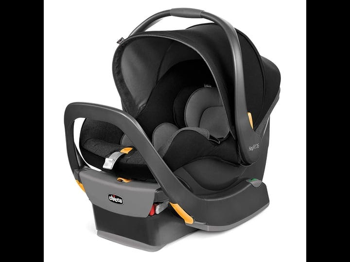 chicco-nextfit-max-zip-air-convertible-car-seat-atmosphere-1