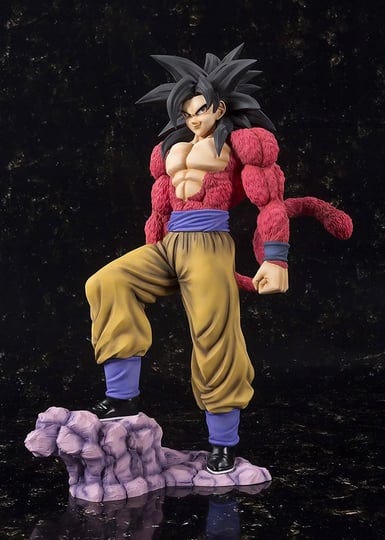 dragon-ball-gt-super-saiyan-4-son-goku-figuarts-zero-ex-figure-1