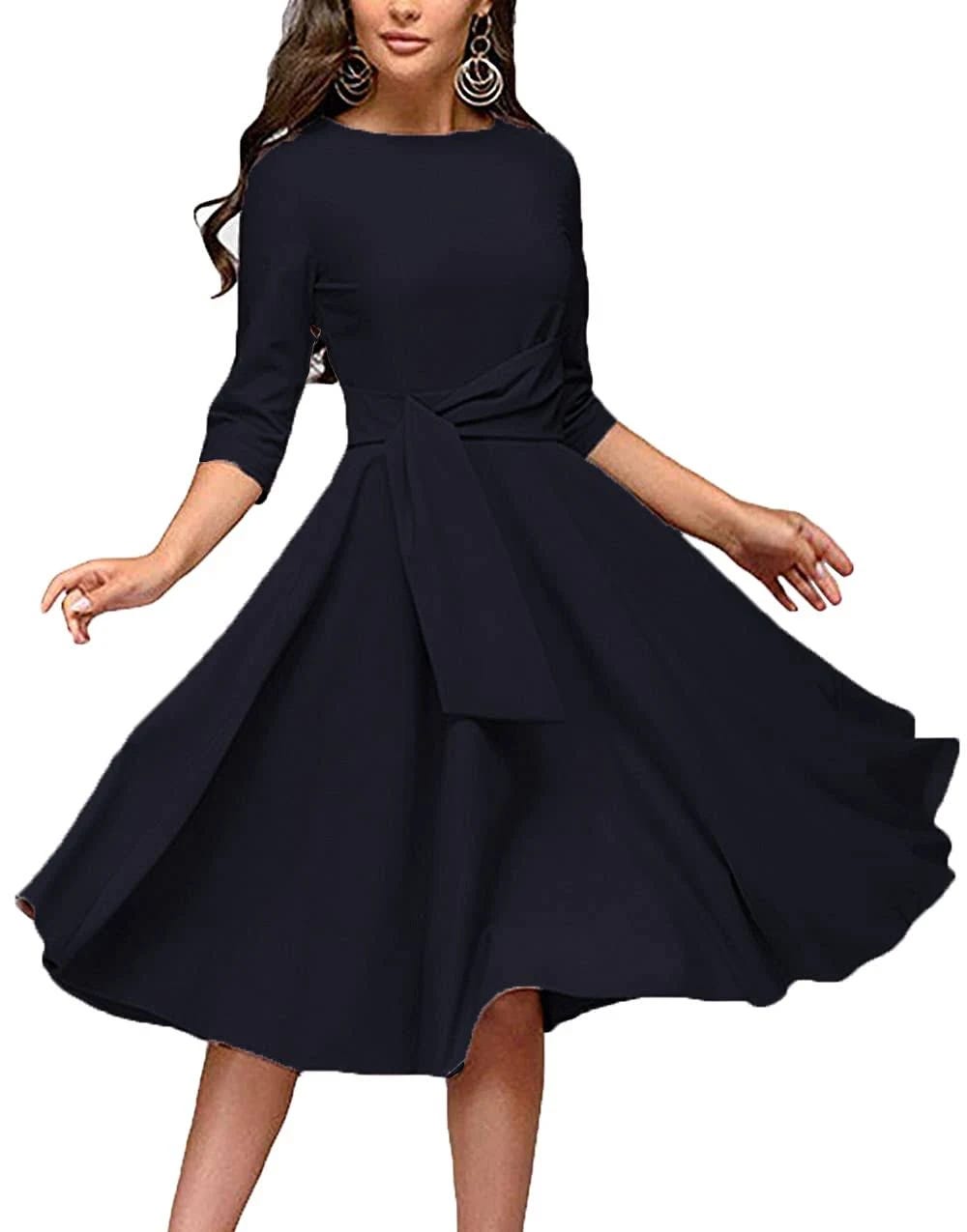 Elegant A-line Ruched Dress for All Seasons and Occasions | Image