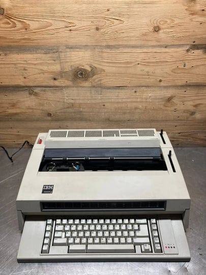 ibm-type-674x-wheelwriter-6-electric-typerwriter-no-letter-wheel-no-ribbon-1